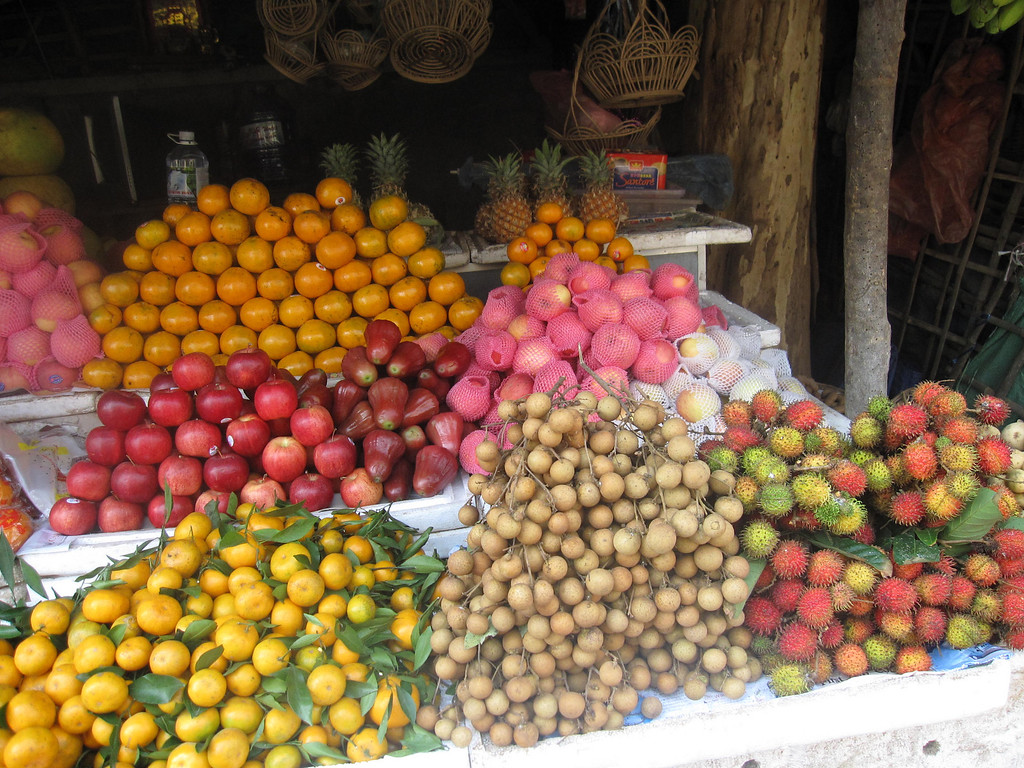 Piles of fresh fruit and veg at the markets in Siem Reap