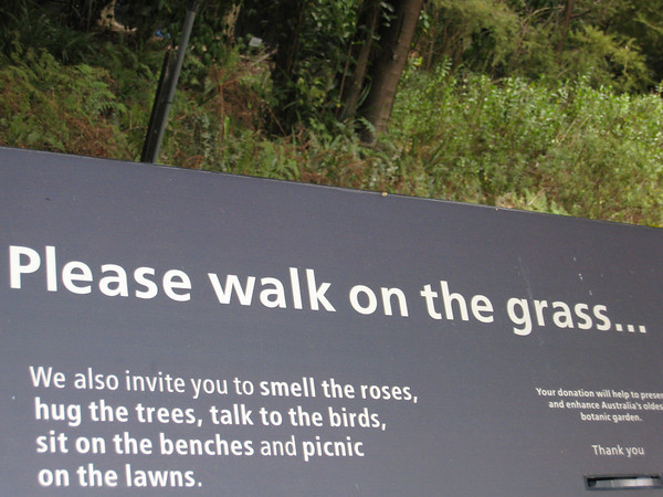 Signs at the Botanical Gardens in Sydney