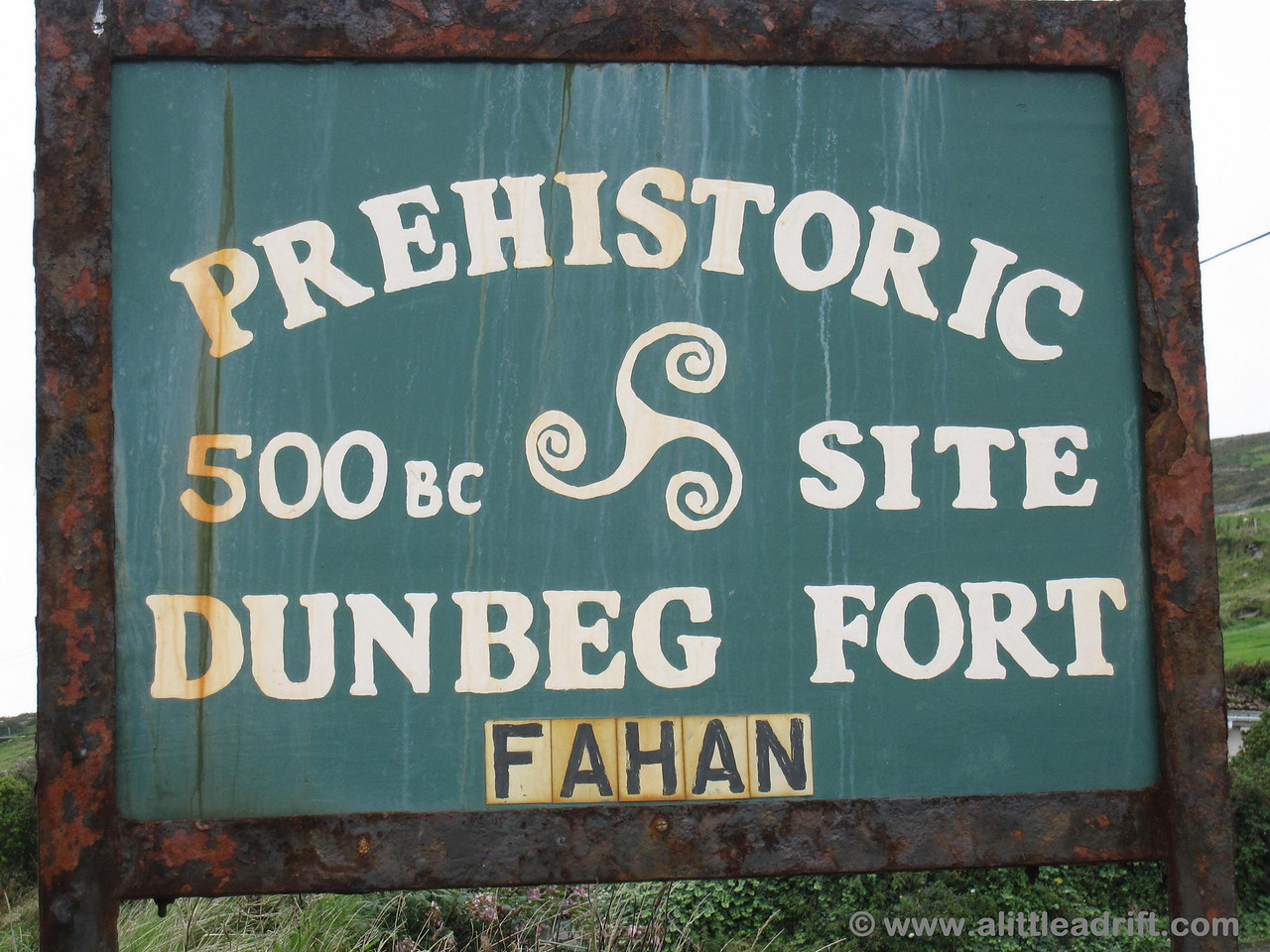 Dunbeg Fort sign on the Dingle Peninsula