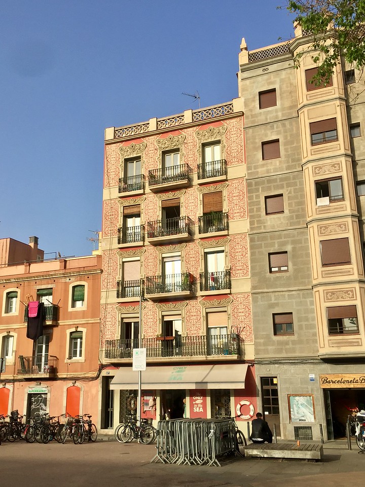 Pretty apartments when living in Barceloneta