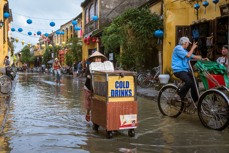 local street vendor in Hoi An