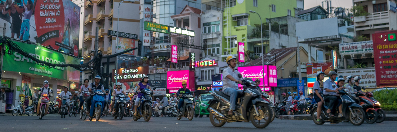 saigon motorcycles roundabout