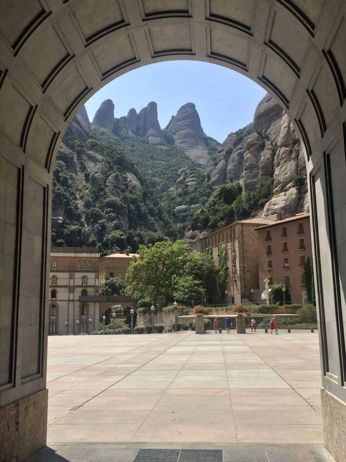 Montserrat, Barcleona