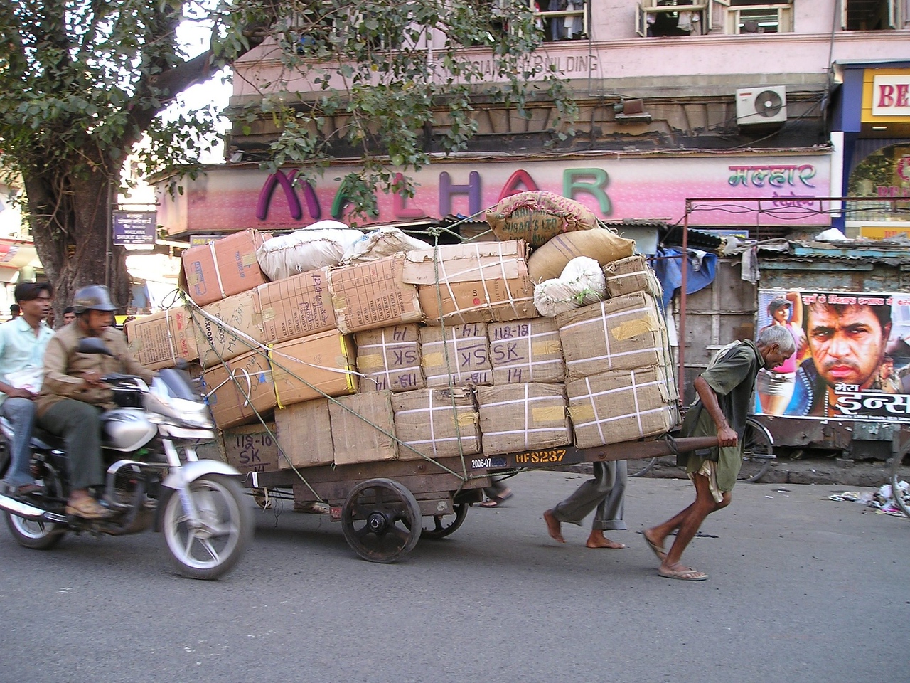 mumbai scams and culture