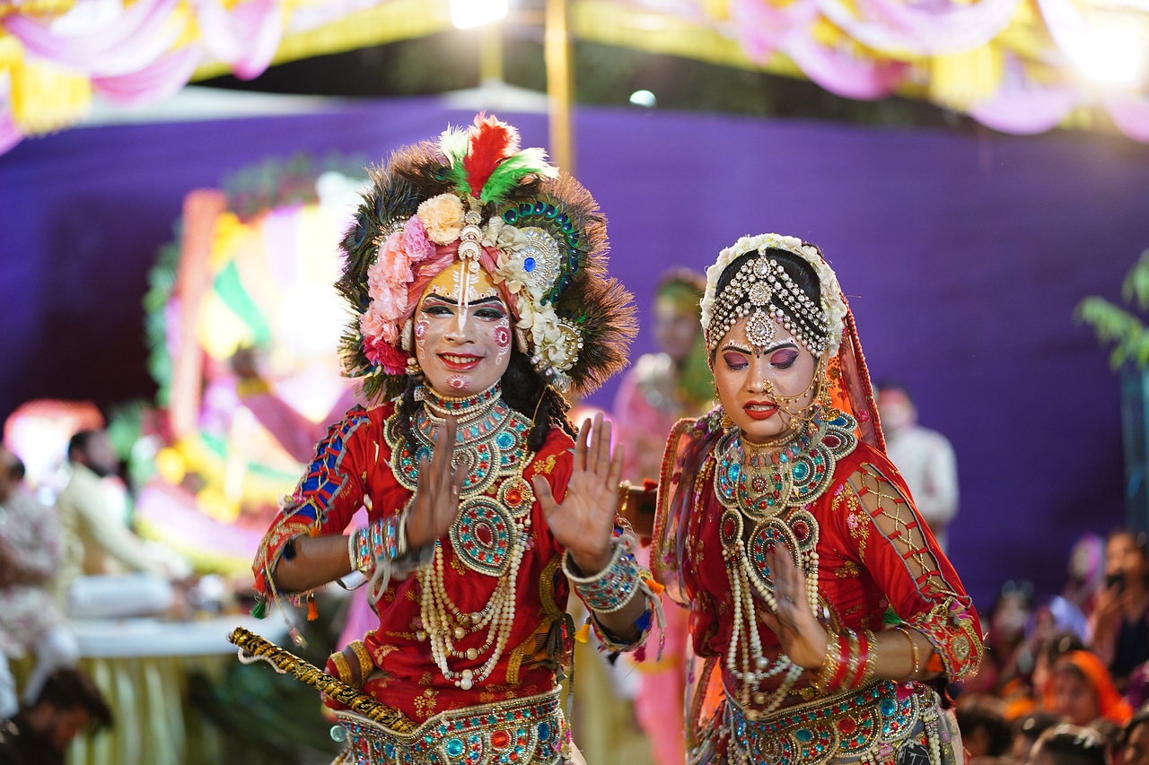holi festival in Mathura and Vrindavan best place for holi