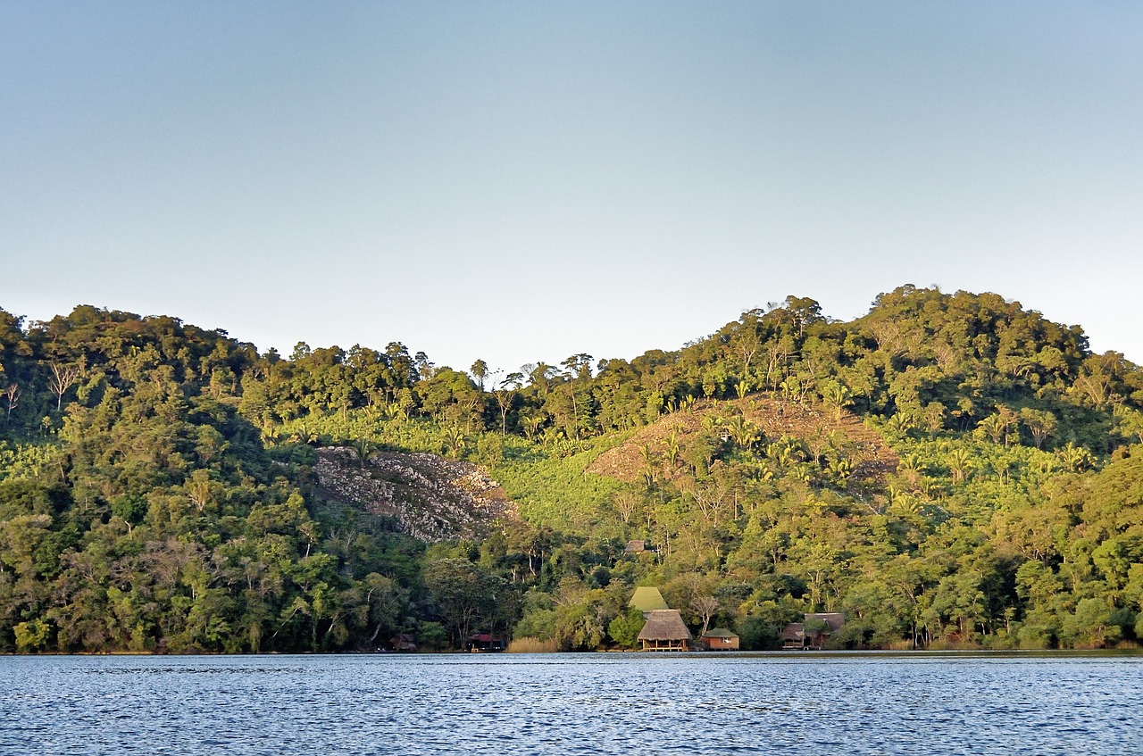 rio dulce nature guatemala worth it