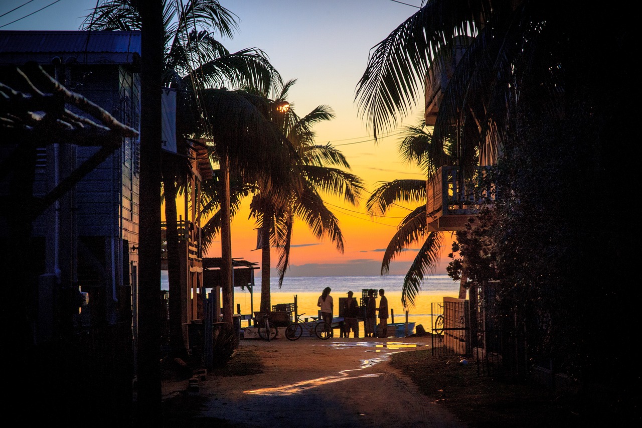 chetumal border crossing to caye caulker or ambergris caye